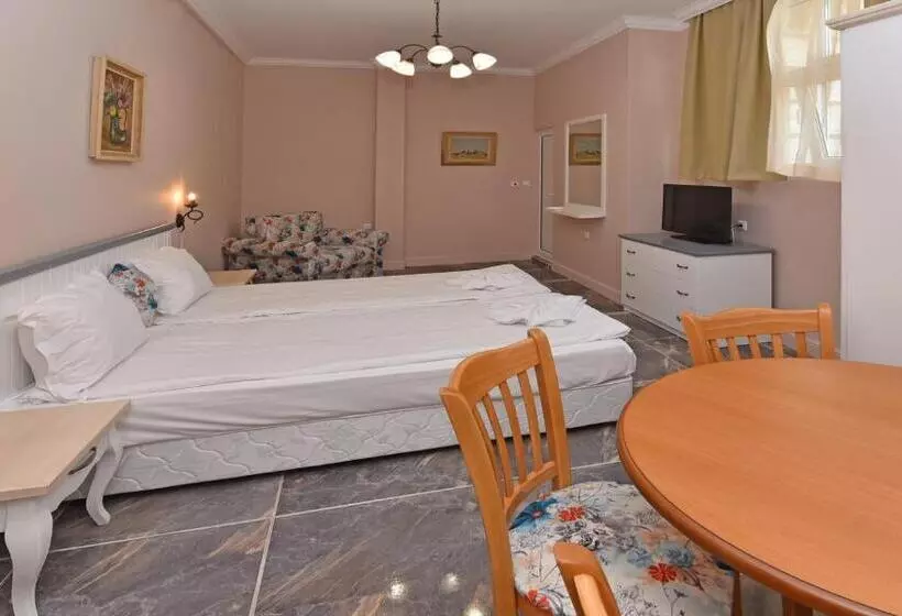 ホテル Sirena Palace Family