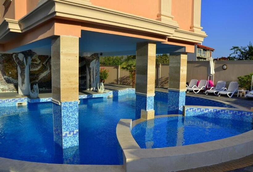 هتل Sirena Palace Family