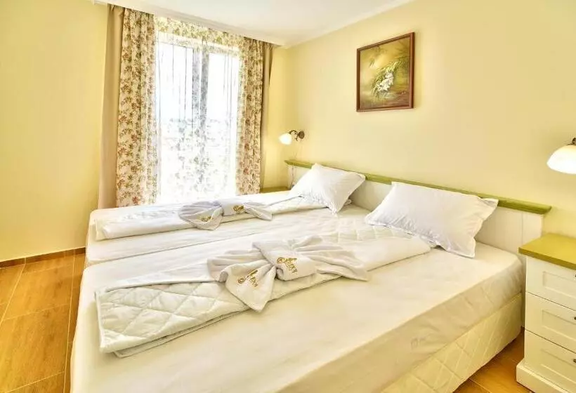 ホテル Sirena Palace Family