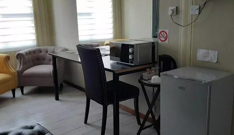 هتل The New Mall Guesthouse