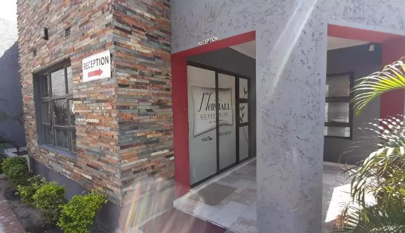 هتل The New Mall Guesthouse