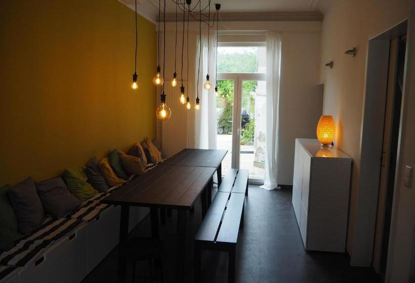 ホテル Villa Louis