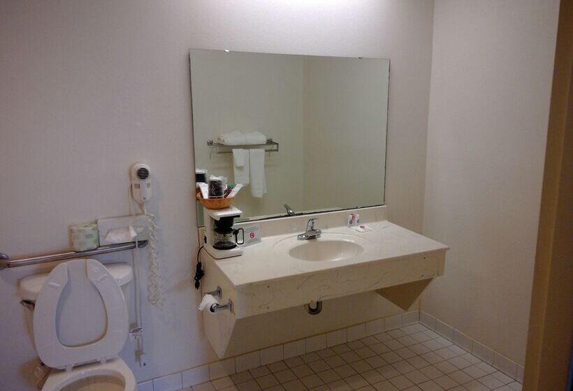 בית מלון כפרי Americas Best Value Inn Kinston