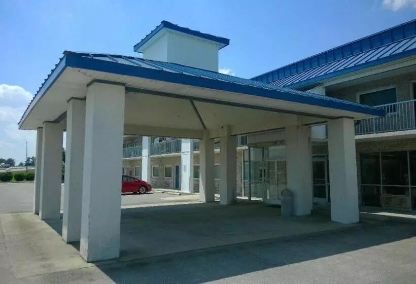 ホテル Americas Best Value Inn Kinston