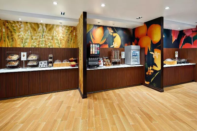 Hotelli Fairfield Inn & Suites By Marriott Fresno Yosemite International Airport