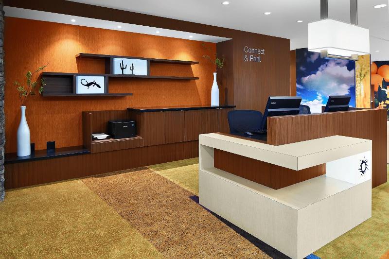 هتل Fairfield Inn & Suites By Marriott Fresno Yosemite International Airport