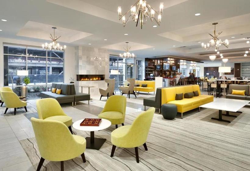 בית מלון כפרי Hilton Garden Inn Boise Downtown