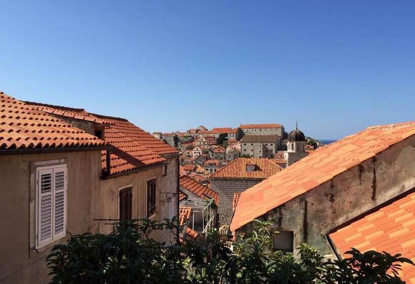 هتل Hostel Angelina Old Town Dubrovnik