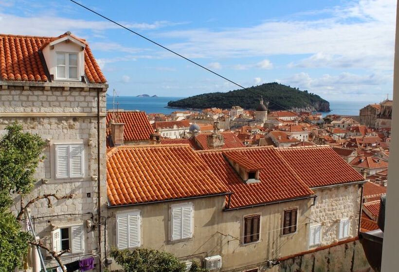 هتل Hostel Angelina Old Town Dubrovnik