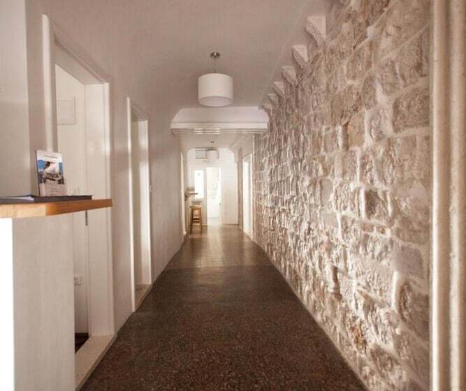 هتل Hostel Angelina Old Town Dubrovnik