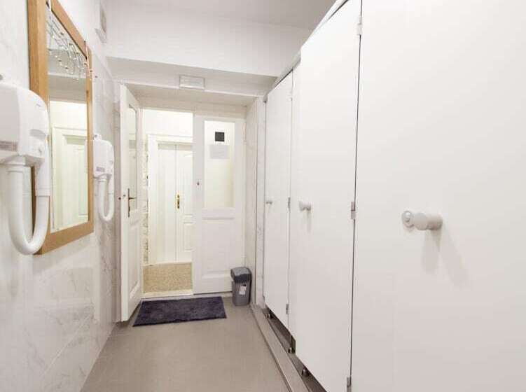 هتل Hostel Angelina Old Town Dubrovnik