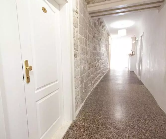 Hotel Hostel Angelina Old Town Dubrovnik - Dubrovnik