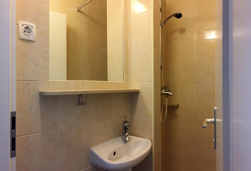 هتل Hostel Angelina Old Town Dubrovnik