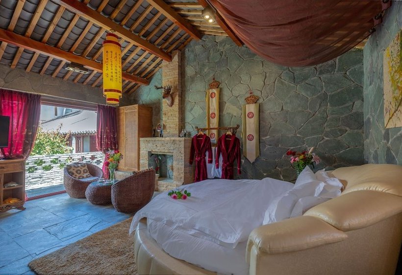 فندق Lijiang Tailai Inn