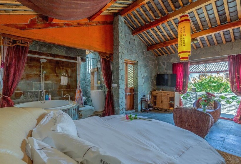 فندق Lijiang Tailai Inn