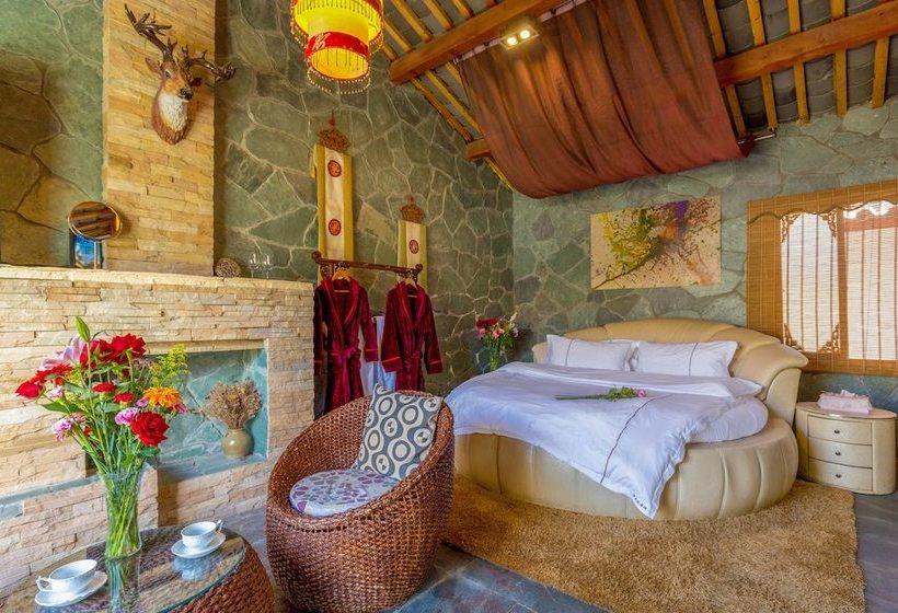 فندق Lijiang Tailai Inn