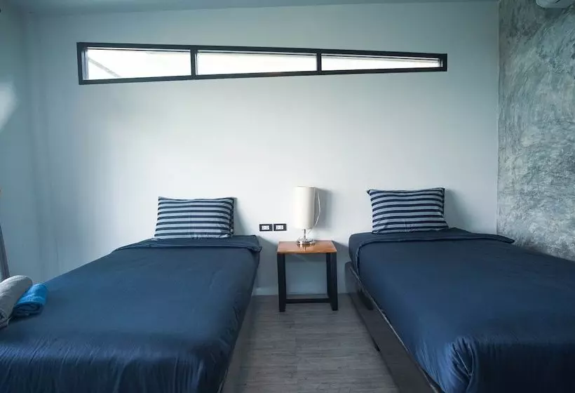 ホテル Makmai Sailom Heights