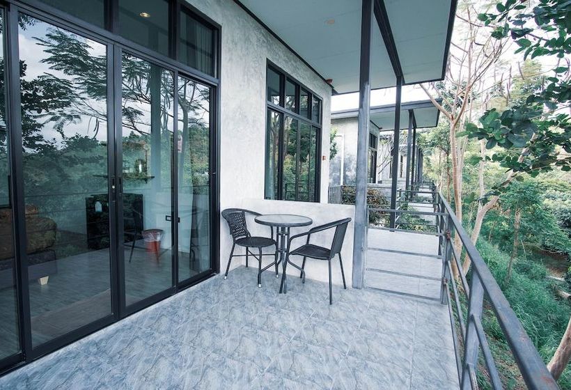 Hotel Makmai Sailom Heights