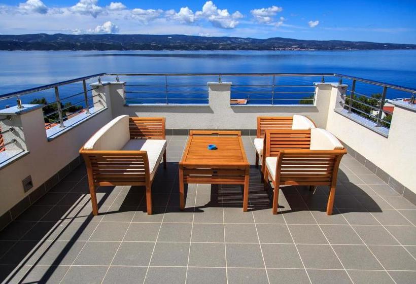 فندق Nemira Sunny Apartments