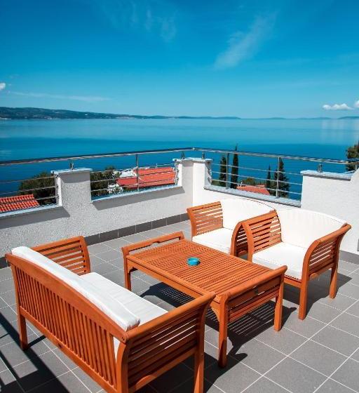 فندق Nemira Sunny Apartments