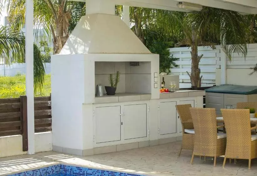 Hotel Protaras Villa Sofia