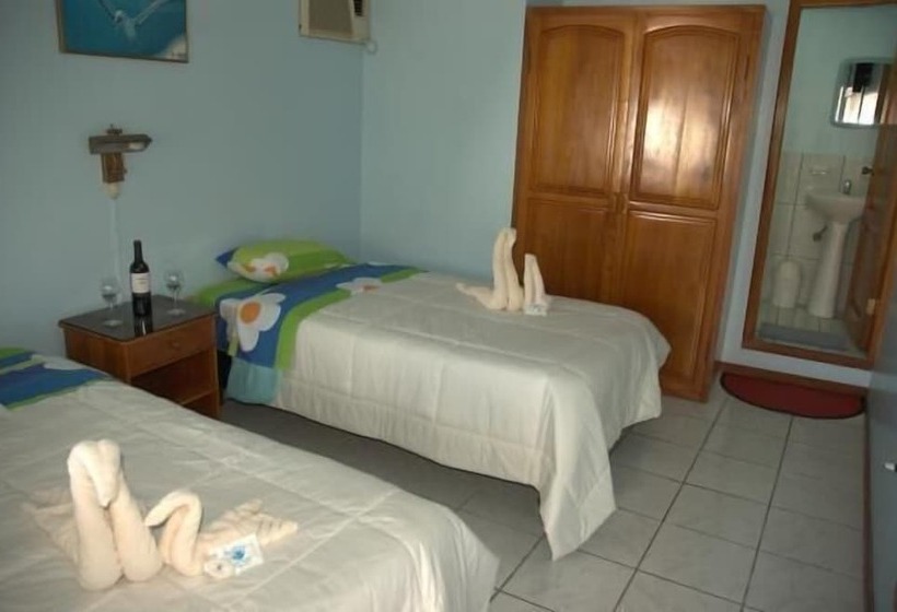 בית מלון כפרי Salinas