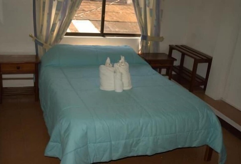 בית מלון כפרי Salinas