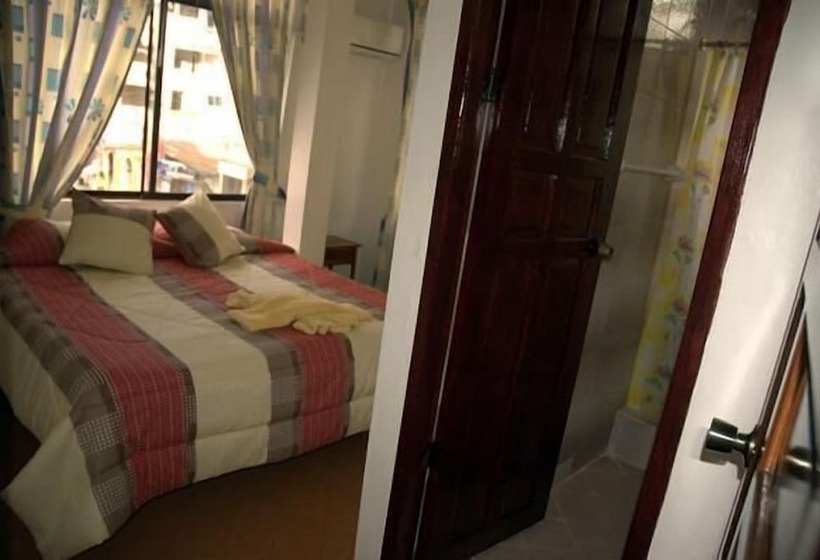 בית מלון כפרי Salinas