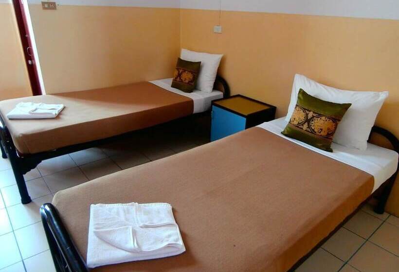 هتل Seabreeze Mansion