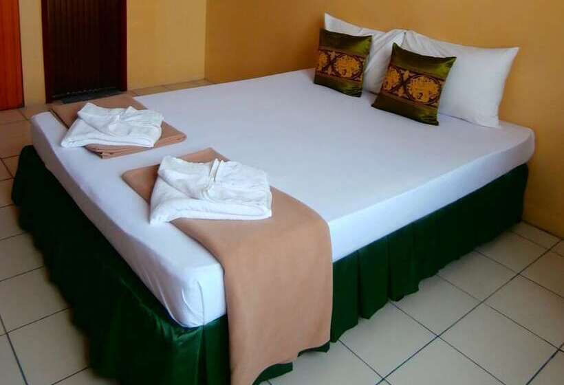 هتل Seabreeze Mansion