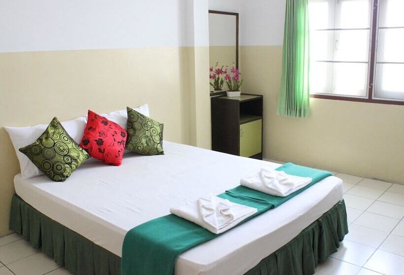 هتل Seabreeze Mansion