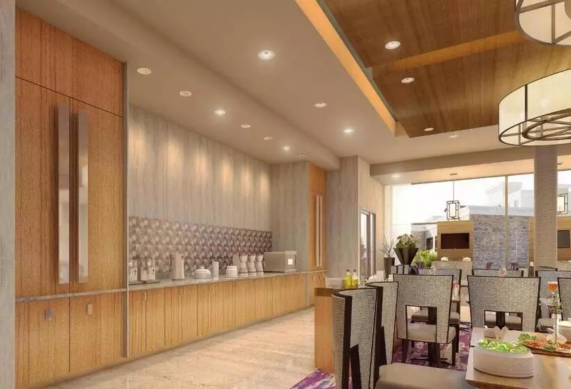 ホテル Springhill Suites By Marriott Fayetteville Fort Liberty
