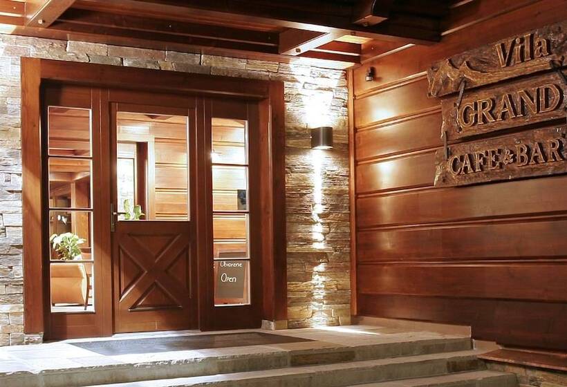 ホテル Vila Grand
