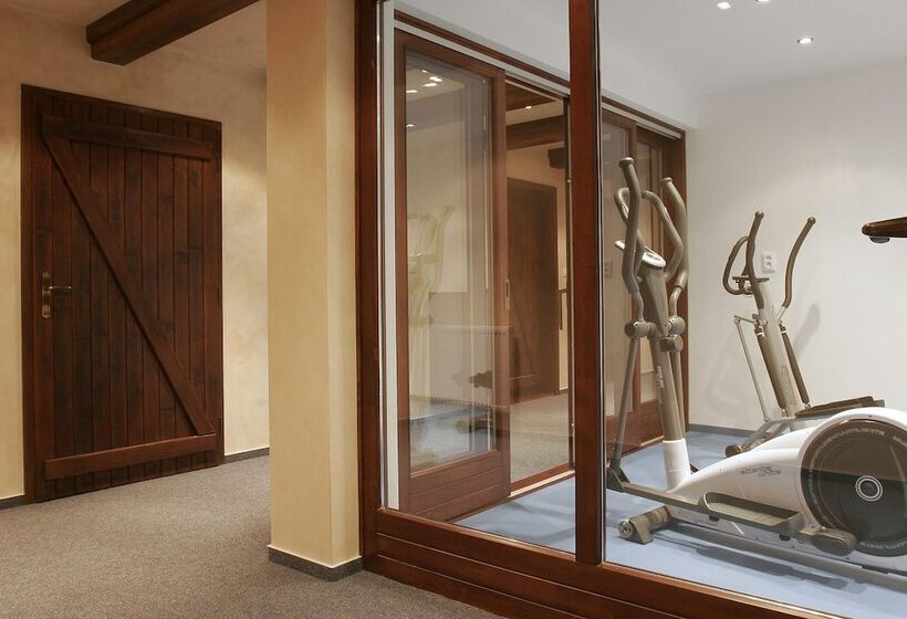 ホテル Vila Grand