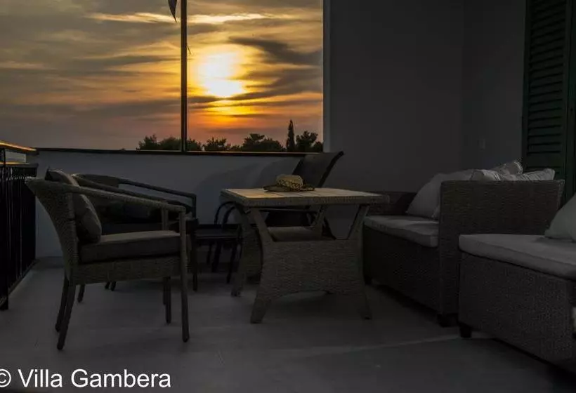 Hotelli Villa Gambera