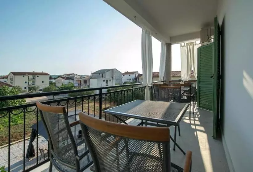 Hotelli Villa Gambera