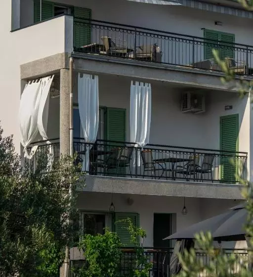 Hotelli Villa Gambera