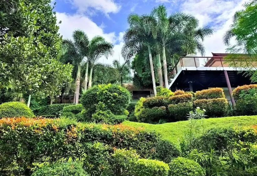 Villas By Eco Hotel Batangas