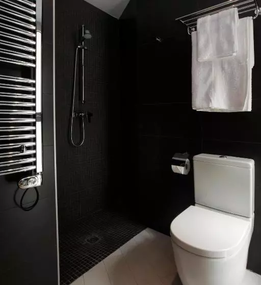 Fisa Rentals Les Corts Apartments