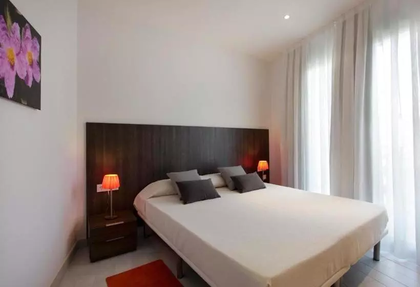 Fisa Rentals Les Corts Apartments