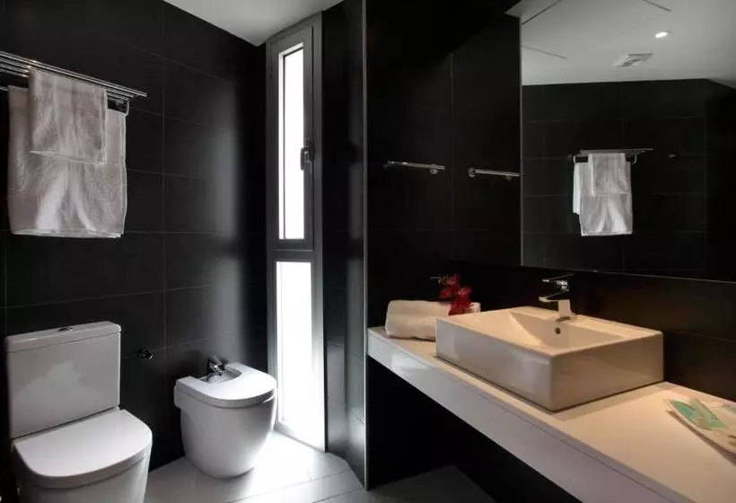 Fisa Rentals Les Corts Apartments