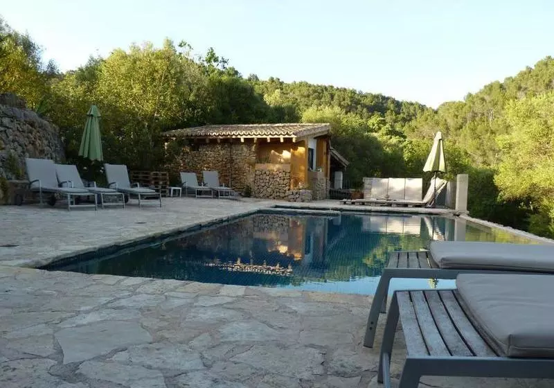 Hotelli Agroturismo Can Torna