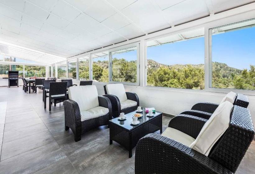 בית מלון כפרי Alcanada Golf Luxe