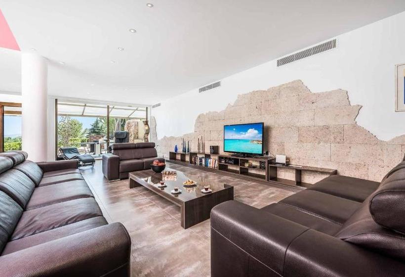 בית מלון כפרי Alcanada Golf Luxe