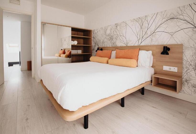 هتل Aspasios Atocha Apartments