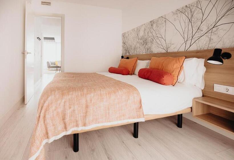 هتل Aspasios Atocha Apartments