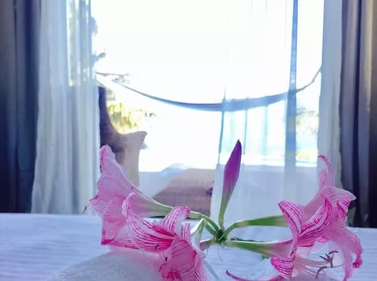 هتل Bintana Sa Paraiso