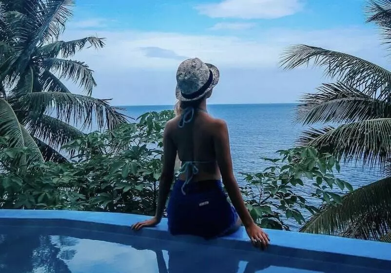 هتل Bintana Sa Paraiso