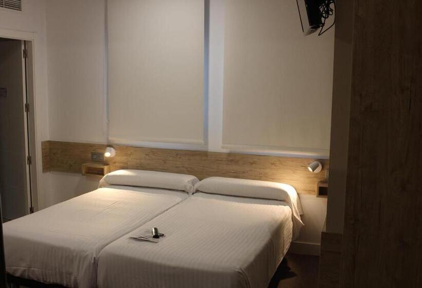 Hotel Deluxe Hostels & Suites Merida