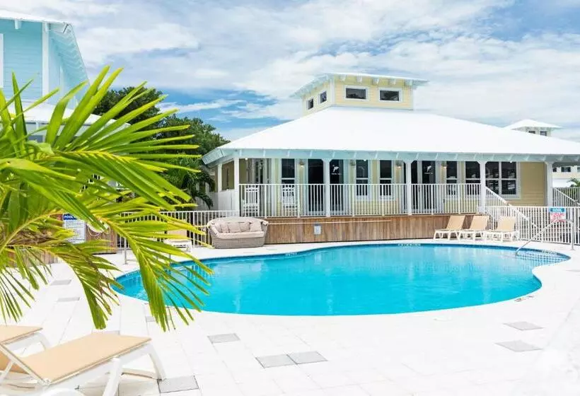 هتل Dolphin Point Villas